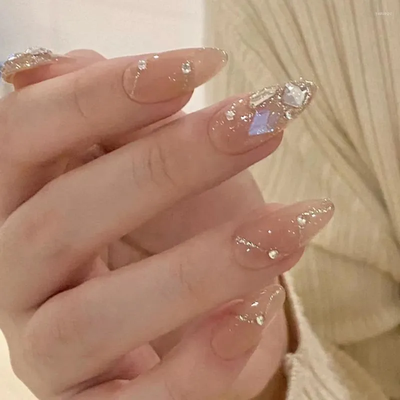 Falso unghie da 24 ps Bling frammento Aurora quadrato diamante indossabile mandorle rimovibile Pressa su unghie Fallo adolescente dolce e bianco