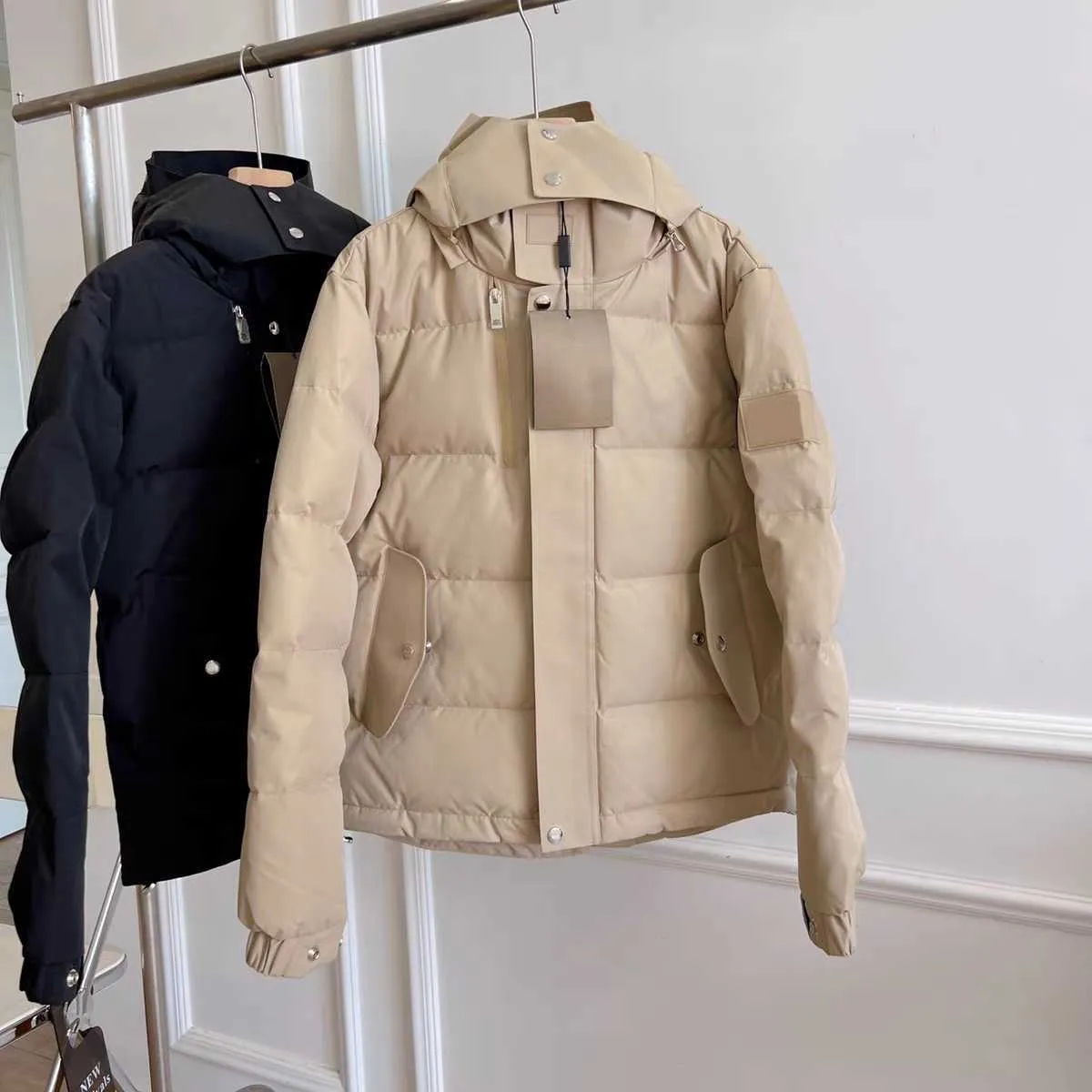 Desinger Down Jacket Вершняя одежда подходит для экстремальных холодных областей ветропроницаемые Верхняя одежда бомбардировщиков приключений.