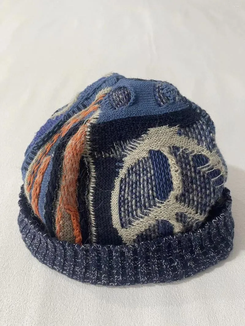 Basker kapital japan casual handgjorda män och kvinnors stickade ull blandade retro sömmar geometrisk färgblock justerbar varm hatt