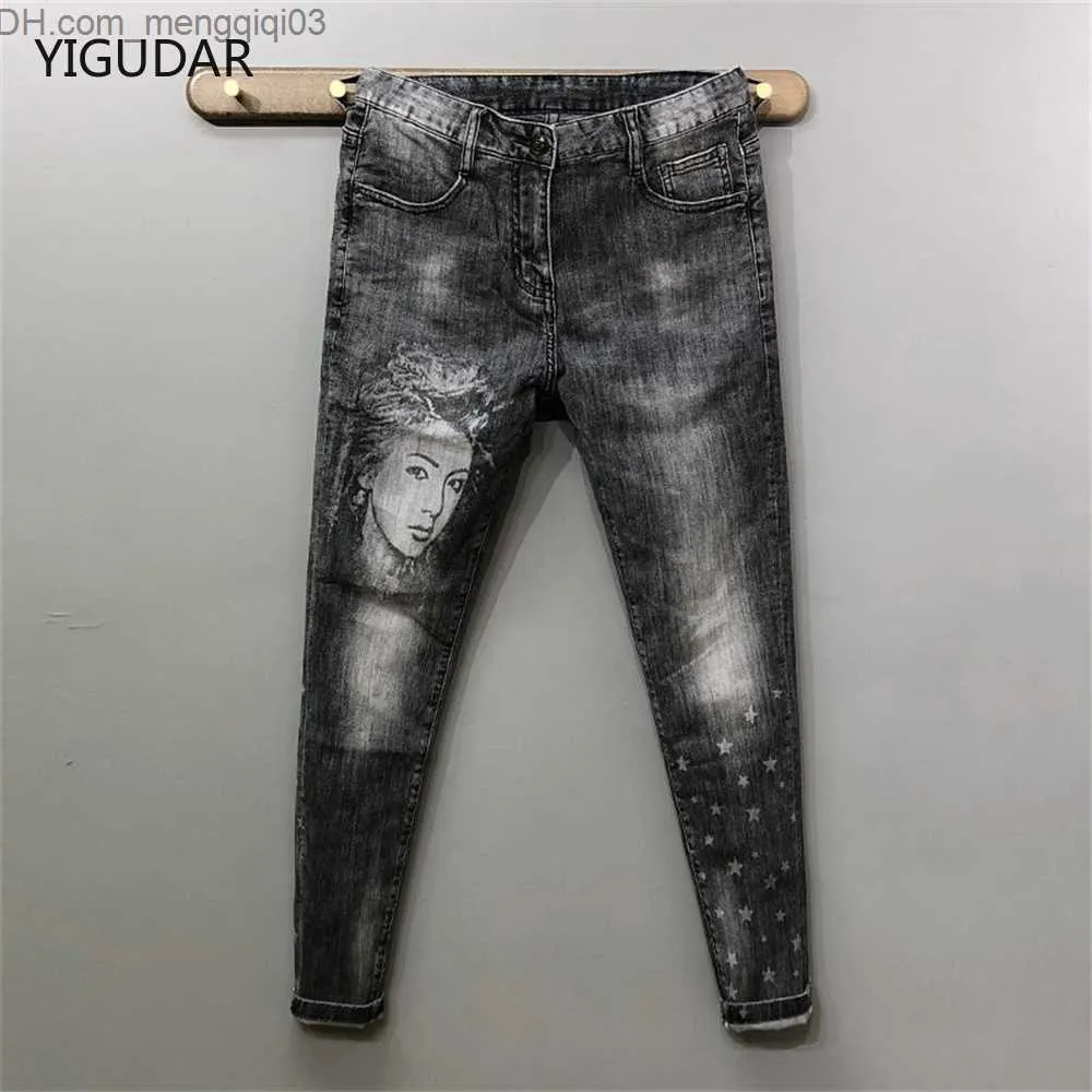 Mäns jeans högkvalitativa män jeans grå stretch smal montering jeans designer mode tryckt dekoration avslappnad sexig gata jeans herrkläder 2022 z230814