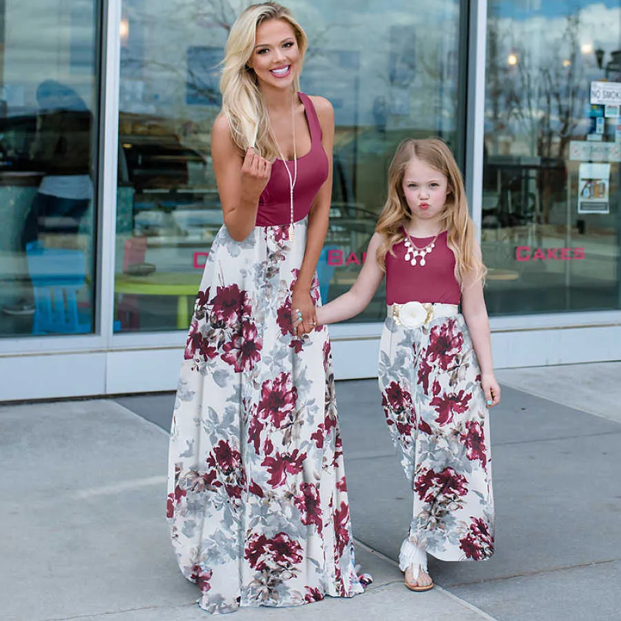 Family Matching Outfits Mom And Daughter Dresses Sleeveless Printing Girl Summer Dress Matching Family Outfits Women Even Dress Mother Kids Clothes