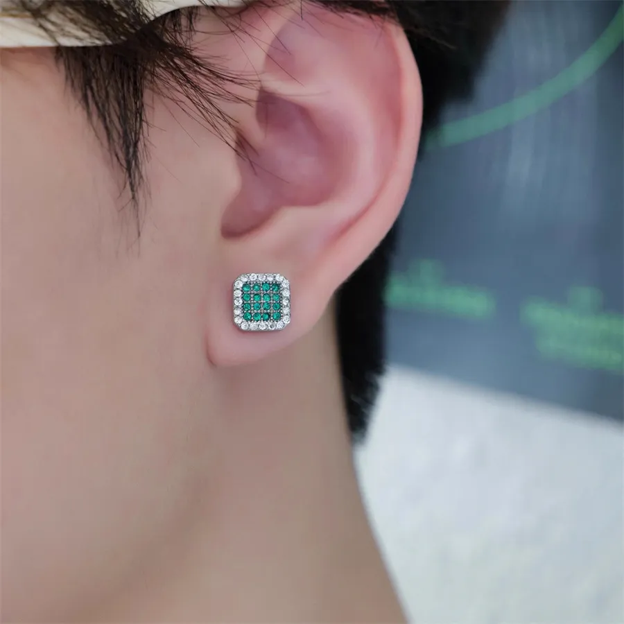 Ins French Green Zircon High Grade Earrings Stupid Handsome Wearing in Mesh Red Unique Design New Trend Charm Jewelry Earstuds