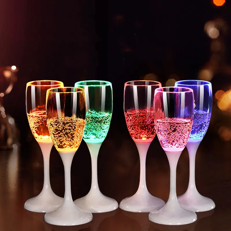 LED Luminous Champagne Cup Automatic Flashing Acrylic Goblet Light Up Mugs Wine Beer Whisky Drink Cups for Party Kitchen Christmas Decor