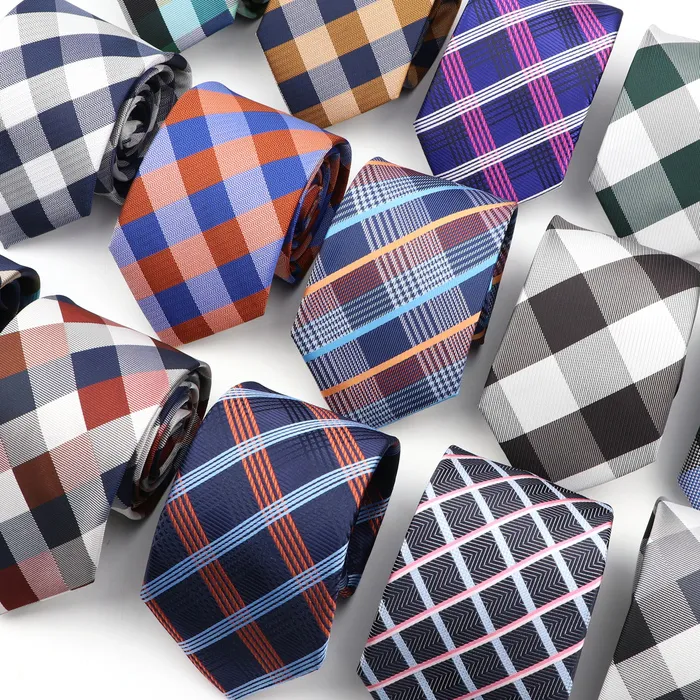 Neck Ties Men's Classic Plaid Tie Luxury Stripe 8 cm Jacquard Ntralte All-match Cravat voor zakelijk huwelijksfeest Daily Wear Accessoire 230811