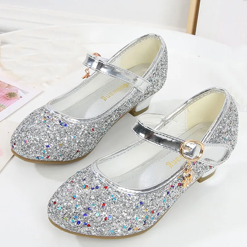 Sneakers 2023 Kids Dance Shoes Girls Highheeled Spring Sweet Children Princess Sequins Big Party Wedding CSH1204 230811