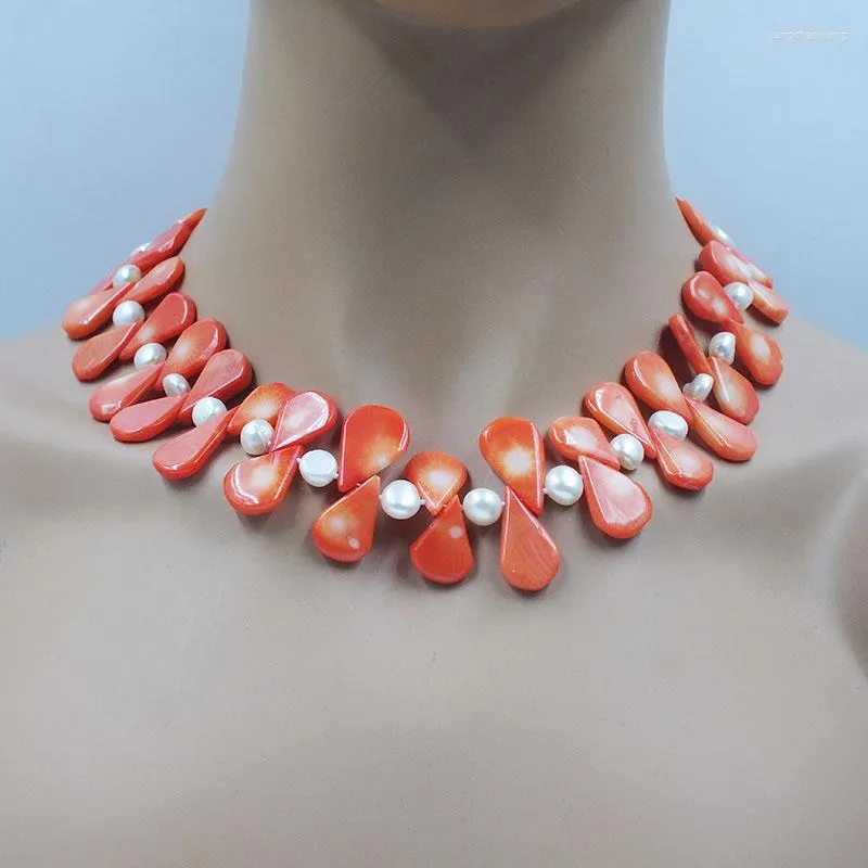 Choker sehr exquisit/schön. Hochwertige natürliche Korallen-/Perlenkette. Frauen Jubiläum klassischer Schmuck 46 cm