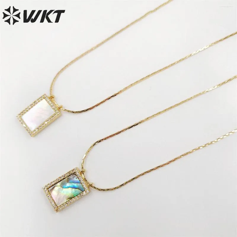 Pendant Necklaces WT-JN214 WKT Design Micropave Cubic Zircon Tiny Square Flash Natural Shell Necklace 18 Inch Long Chain Adjust Abalone