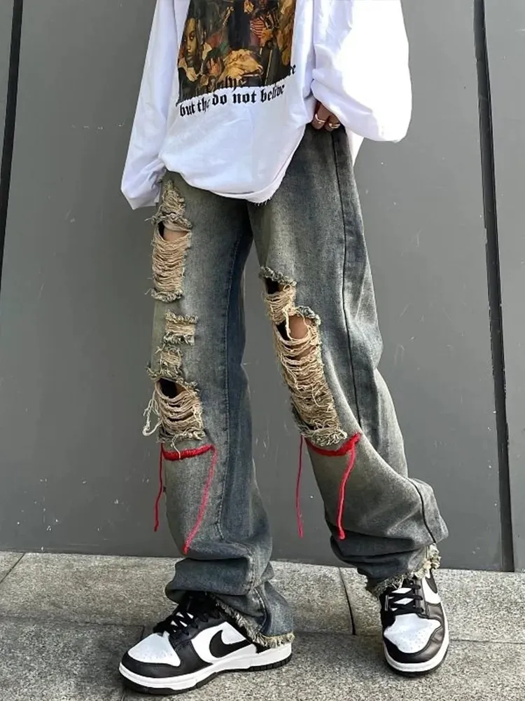 Herenjeans houzhou scheurde jeansbroek voor mannen punk denim broek mannelijke rechte been jeans hiphop Harajuku Korean streetwear hippie gat 230812