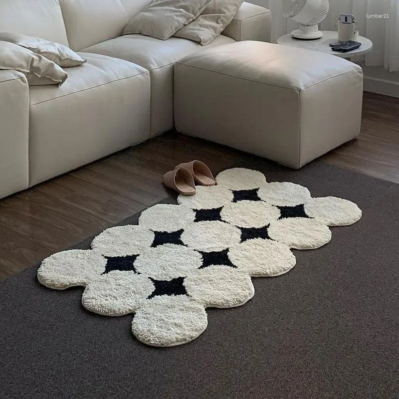 Carpets Ins Wind Tufted Flocking Carpet Living Room Lrregular Absorbent Non-slip Floor Mat Creative Cream Circle Bedroom Bedside Blanket
