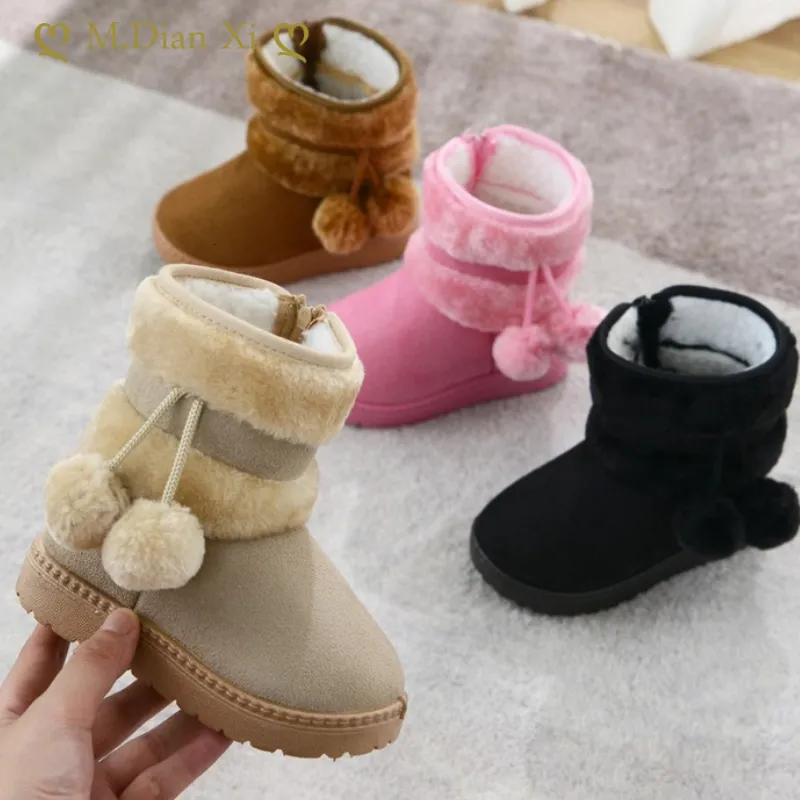 Bottes Hiver Chaussures Furry Girls avec Boots Hairball mignon Baby High Top Boots Snow Boots Anti-Soler Children Children Boots Fur Boots Boys 230811