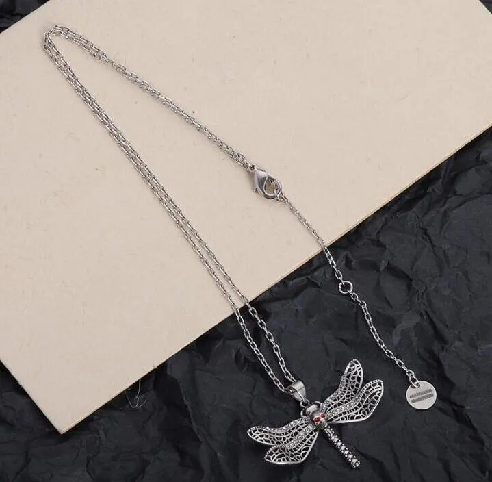 Punk Gótico Pingente Pingente Homens Mulheres Personalidade Designer de Chaveira Dragonfly Charm Colarm Chain Lady Lady Lady Gifts Wedding Party Jewelry