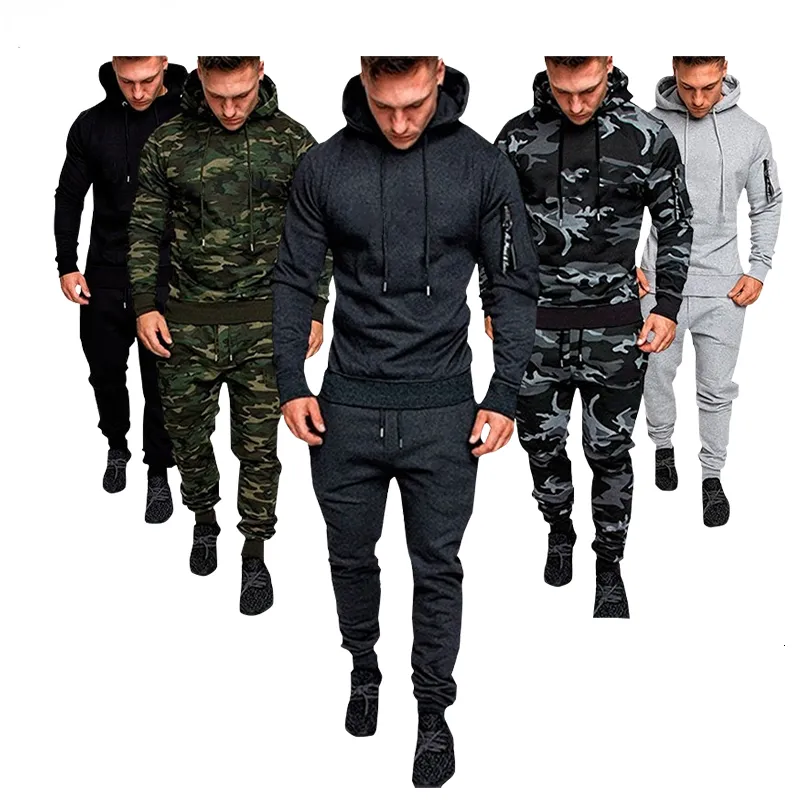 Herrspårar Herrspår Military Hoodie 2 stycken Set Costom din kamouflage muskelman Autumn Winter Tactical Sweat Jacket Pants 230812