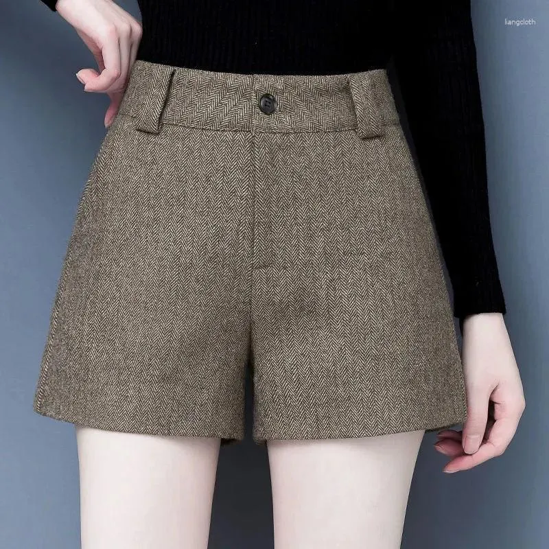 Frauen Shorts Wollfrauen koreanische Mode 2023 Herbst Winter High Taille Casual Wide Bein lose Damen Wolle Kurzhose S31