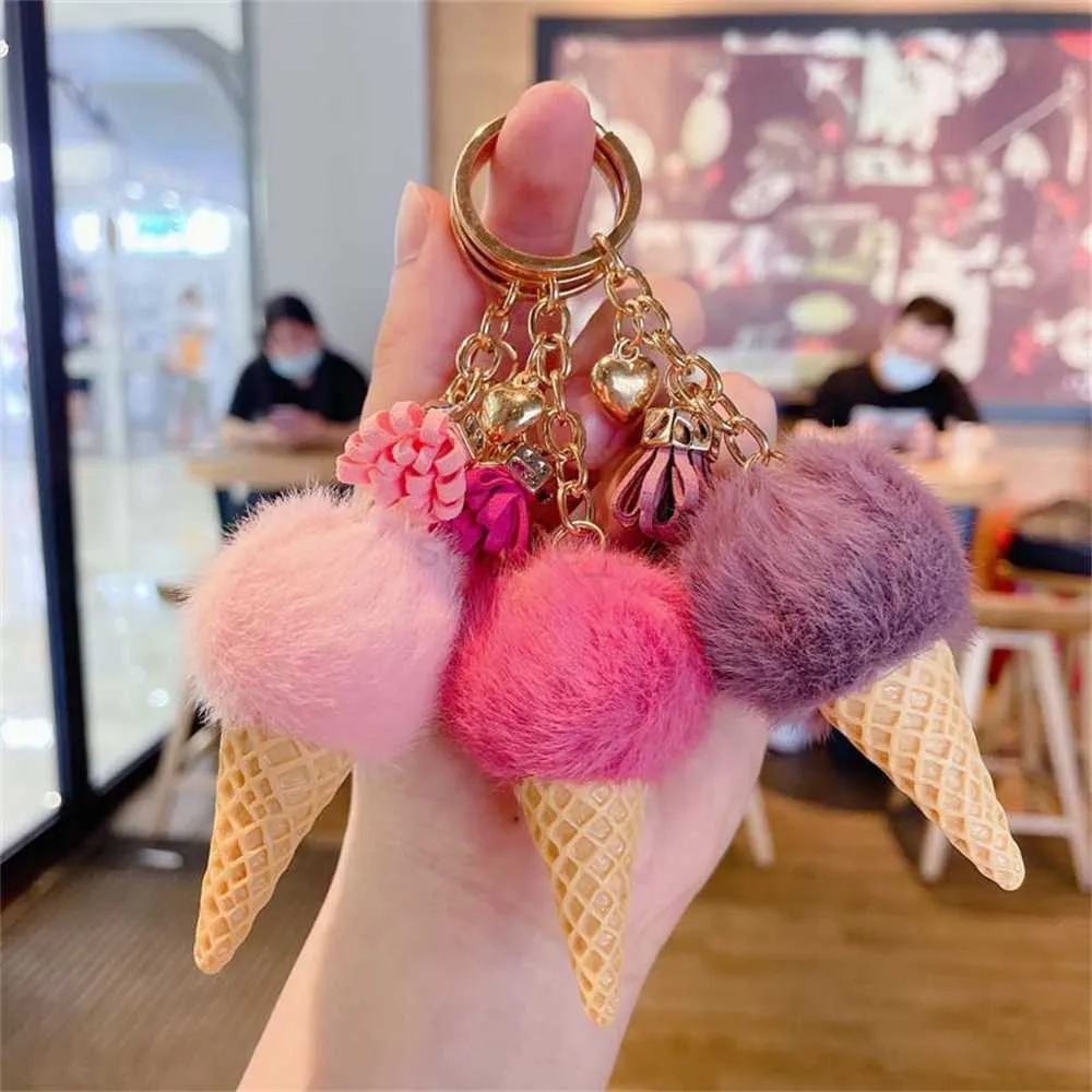 Keychains Lonyards Ice Cream Key Keys Migne Cartoon Cartoon Accessoires Sweet Sweet Cone Cone Caeyring Hairball Creative Fashion Charm Gift