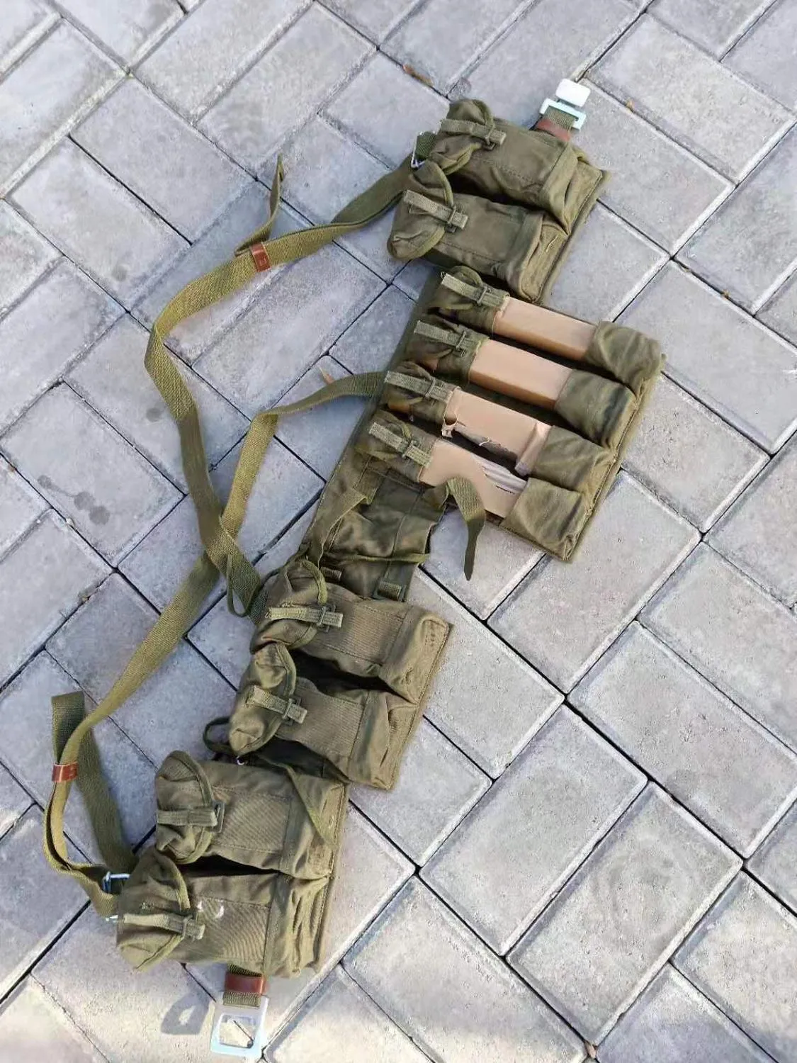 VIETNAM WAR CHINESE TYPE 63 Pouch Chim Briger Mandolier In Old