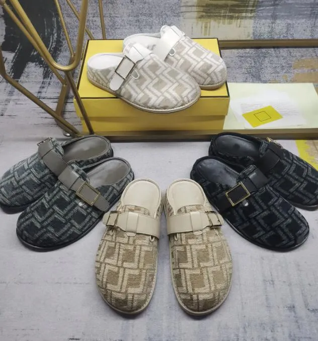 Designer de slides femininos de chinelos de sandália de couro em couro preto com metal ff fuckle letras de verão couro de luxo de luxo moda confortável