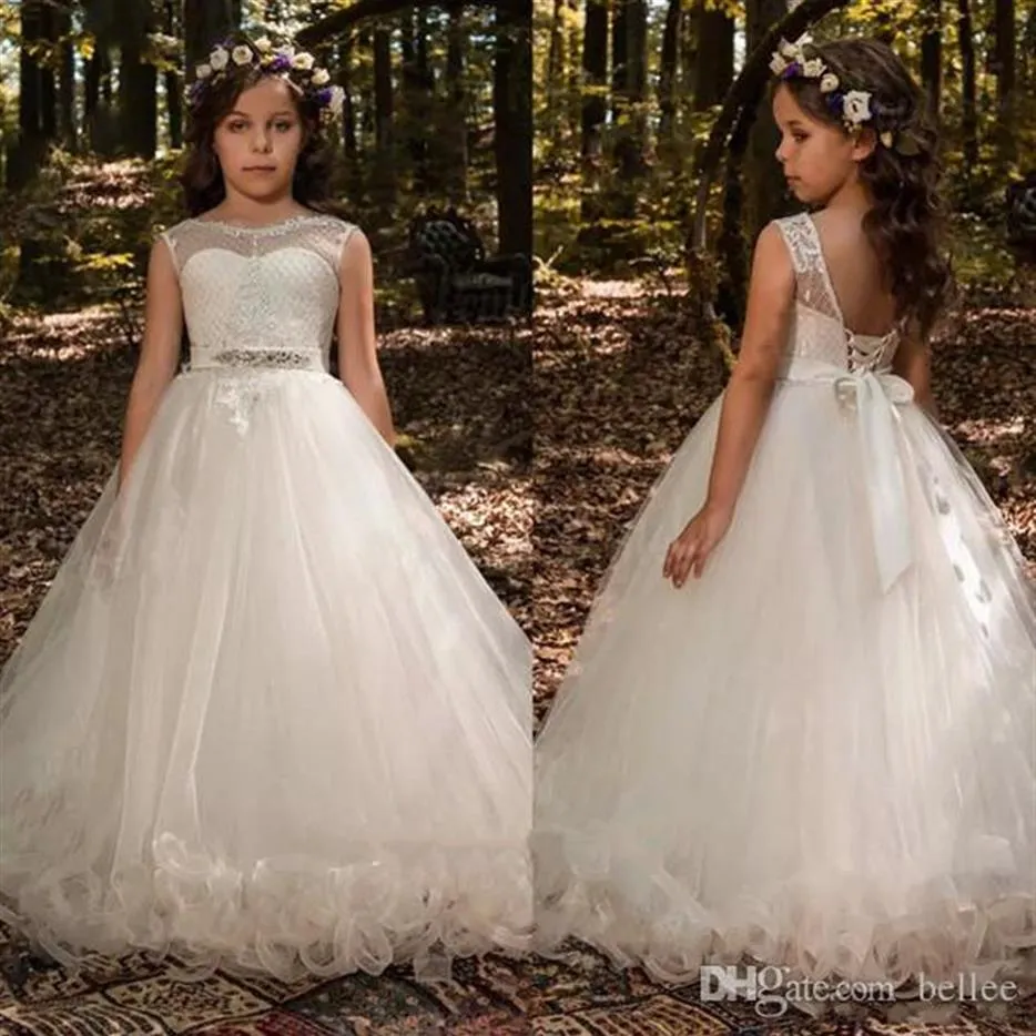 Billiga spetskulklänning Flower Girl Dresses Puffy Princess Junior Kids Wedding Dresses Cap Sleeve Toddler Pageant Dresses With Bow247s