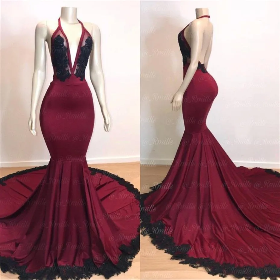 2019 Sexy Backless Bourgondy Mermaid Long Prom -jurken met zwarte kanten Appliqued formele avondjurken Halter Deep V Neck Sequins254s