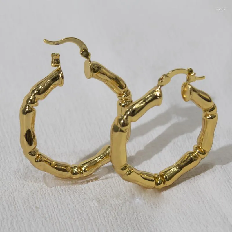 Hoop oorbellen 2023 Trending gouden kleur voor vrouwen grote ronde cirkel clip koperen ooraccessoires Dubai bruiloft mode sieraden ry