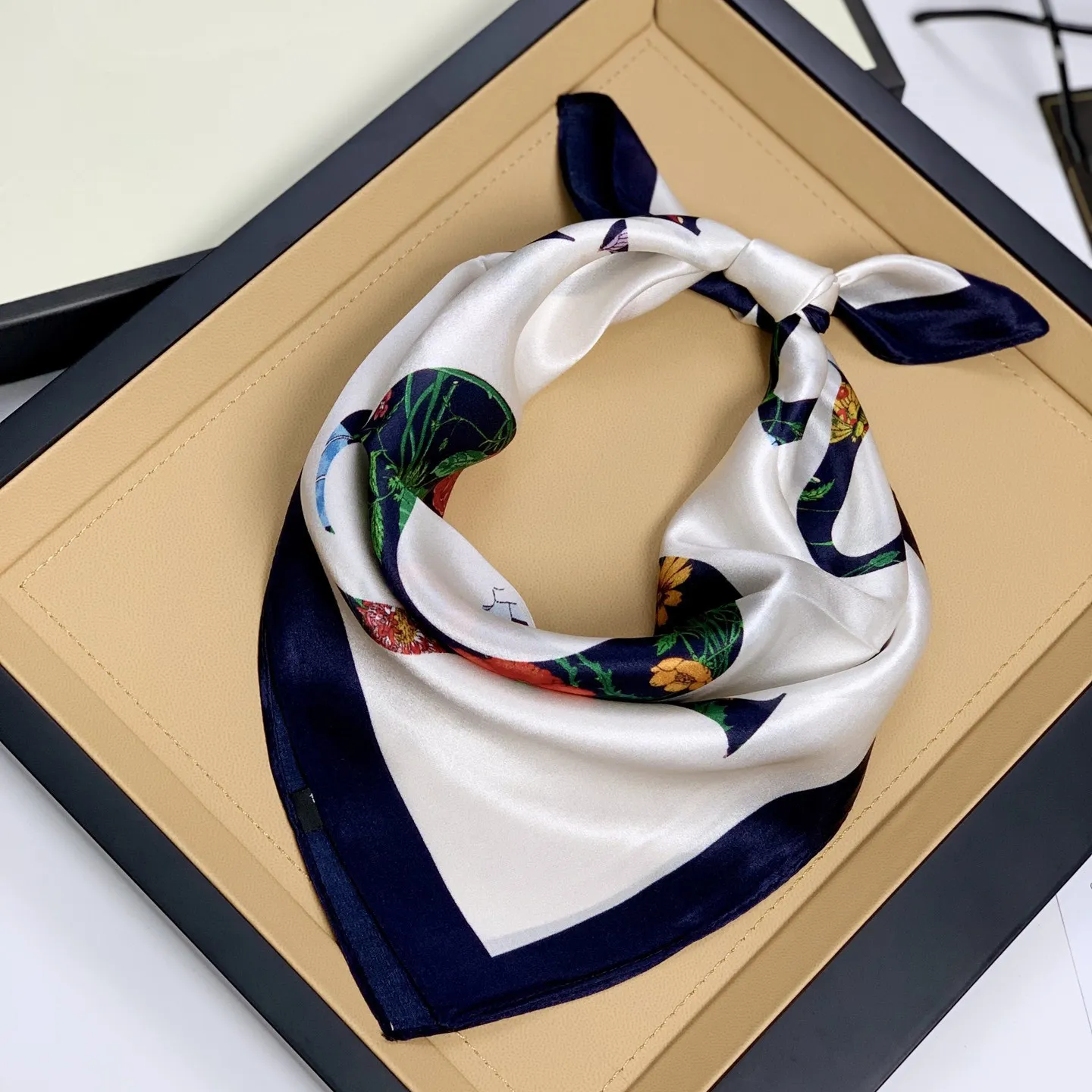 Lenço de seda de luxo mulberry para mulher, écharpe elegante_voghion.com