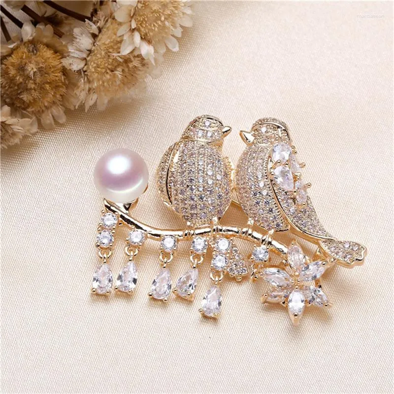 Brooches MeibaPJ 10-11mm Big Natural Semiround Pearl Bird Corsage Brooch Fashion Sweater Jewelry For Women