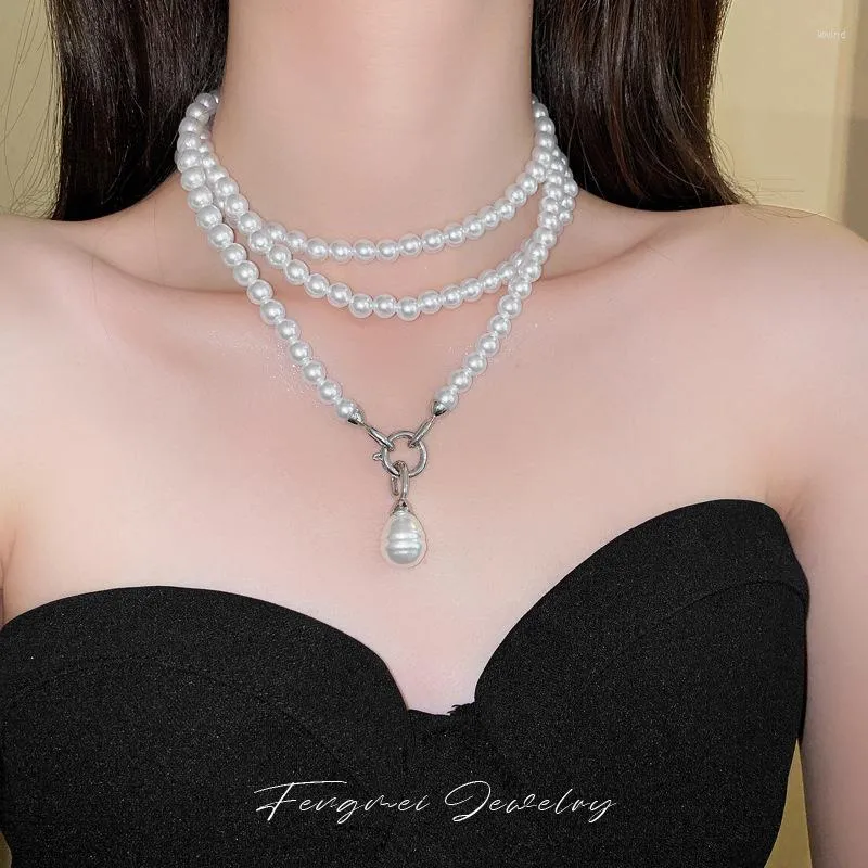 Collane a sospensione squisite Accessori perle imitati per donne Catena del collo del collo delicata collana di acqua di acqua