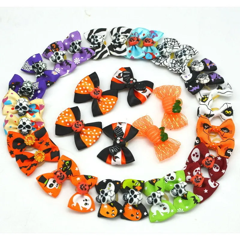 Abbigliamento per cani 100pcs Halloween Dog Hows Organizza per capelli per cranio per gatto per cranio per cranio per cranio elastici per cani Accessori per capelli 230812