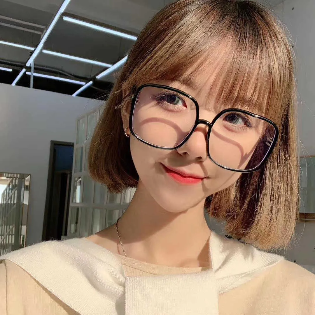 DHgate.com:2024Anti-Blue Light Square Eyeglasses Frame, Thin