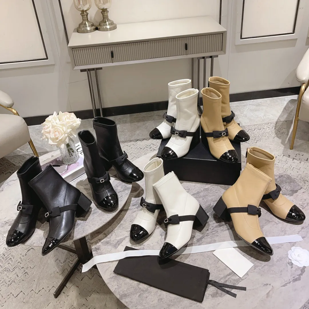 Designer C Högsta kvalitet 2023 NY PEARL BUCKLE BOW THOW High Heel Kontrast Korta stövlar Kvinnors äkta läder Back dragkedja Elastiska smala stövlar