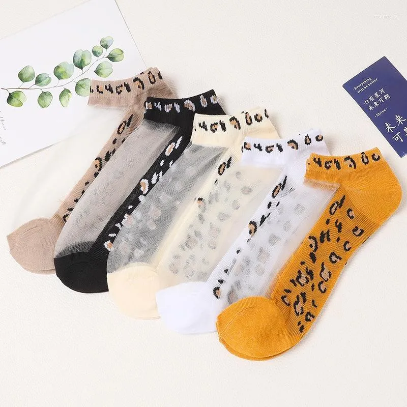 Chaussettes de femmes 5 paires de fibres de filament de l'adhésion pour femmes printemps et été mince semelle de chaussette en polyester léopard transparent