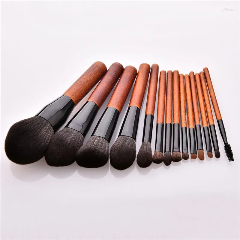 Make -upborstels 14 stks/set set 2023 houten handgreep voor fundering poeder blush oogschaduwconcealer make -up borstelgereedschap T14010