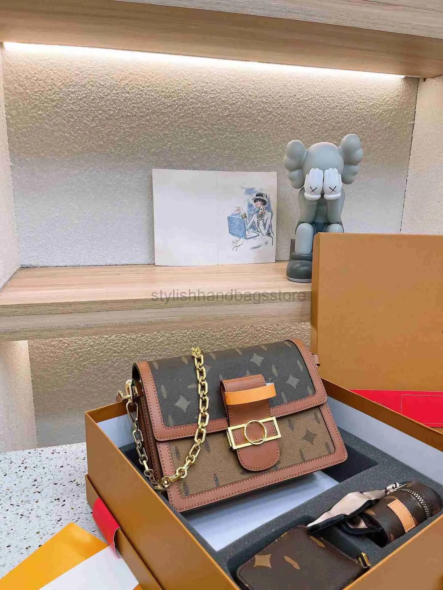 Дизайнерская коробка, шелковый шарф, кошелек, красный конверт, сумка-мессенджер, женская роскошная мини-большая вместительная сумка Star в том же стиле, коричневая кожа, стильные сумки, магазин
