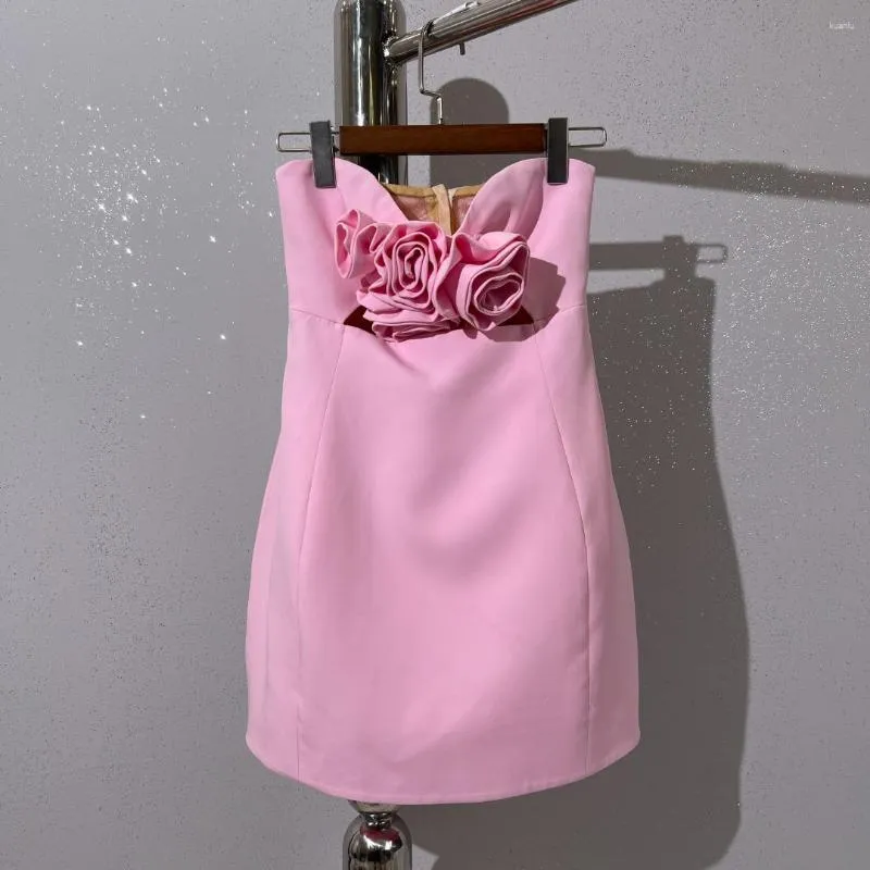 Sukienki swobodne stereoskopowe różowe kwiatowe puste wycięcie y2k bralette formalny moda seksowna puchowa rybak dla kobiet 2023