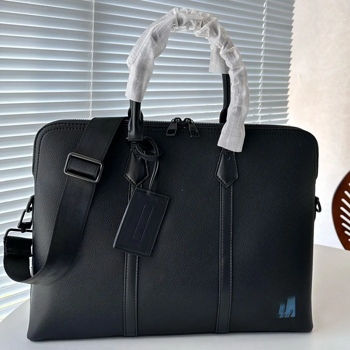 Berühmte Designerin Männer Leder Aktentasche Business Messenger Bag Outdoor Work Bag Umhängetasche Frauen lässig Cross-Body Bag Travent Bag Business Handtasche Laptop Tasche