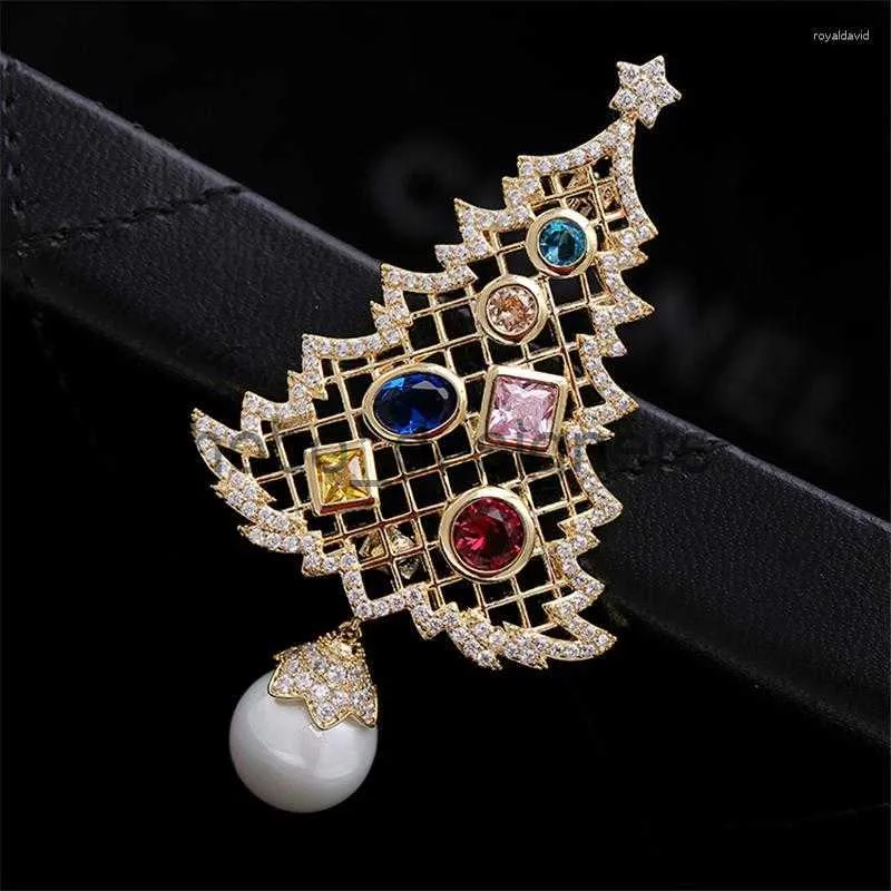 CH2O Brosches Christmas Tree Pearl Brosch Cubic Zirconias Pins smycken Färgglada strass för kvinnor presentrock Jwellery X0814