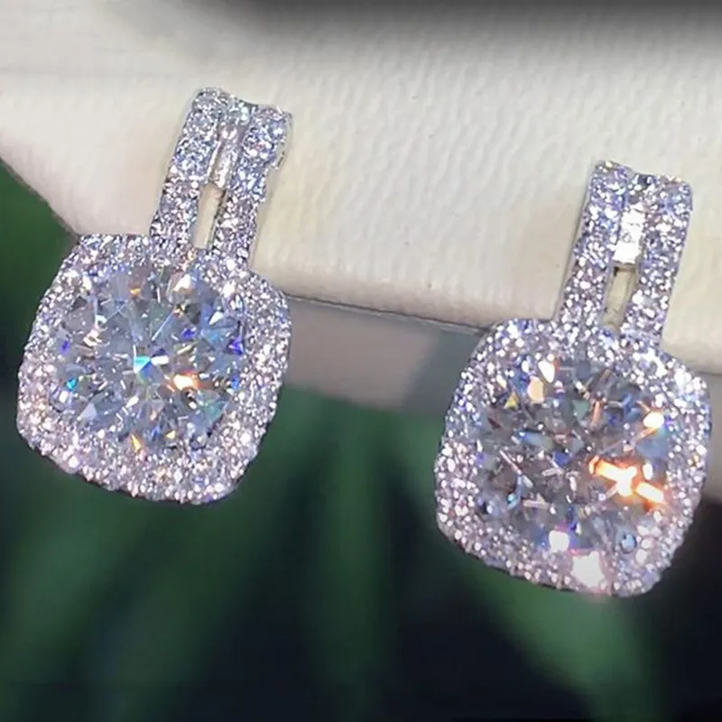 Women's Round Diamond-Cut Cubic Zirconia Stud Earrings With Shiny Crystals - Gold & Platinum Finish For Weddings_voghion.com