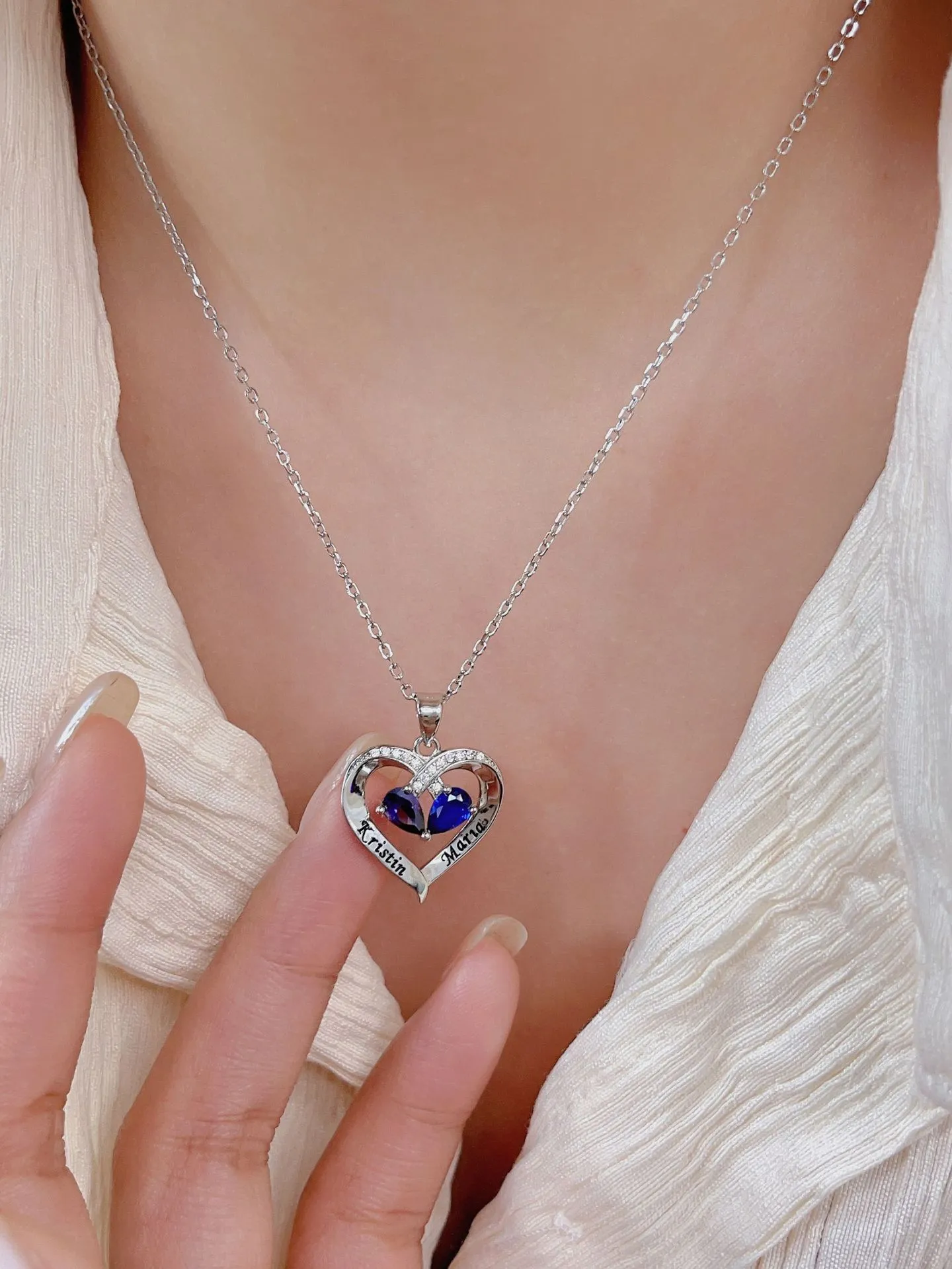 Japan and South Korea hot selling S925 sterling silver fashion fashion fashion love pendant French regular necklace female