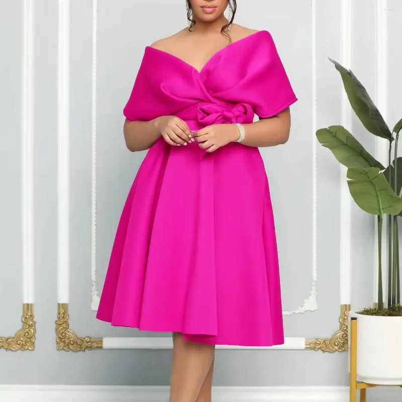 Robes de taille plus élégantes Habillez fous rose 3xl Party à volants pour mariage 2023 Vestidos de bal féminin d'été d'été