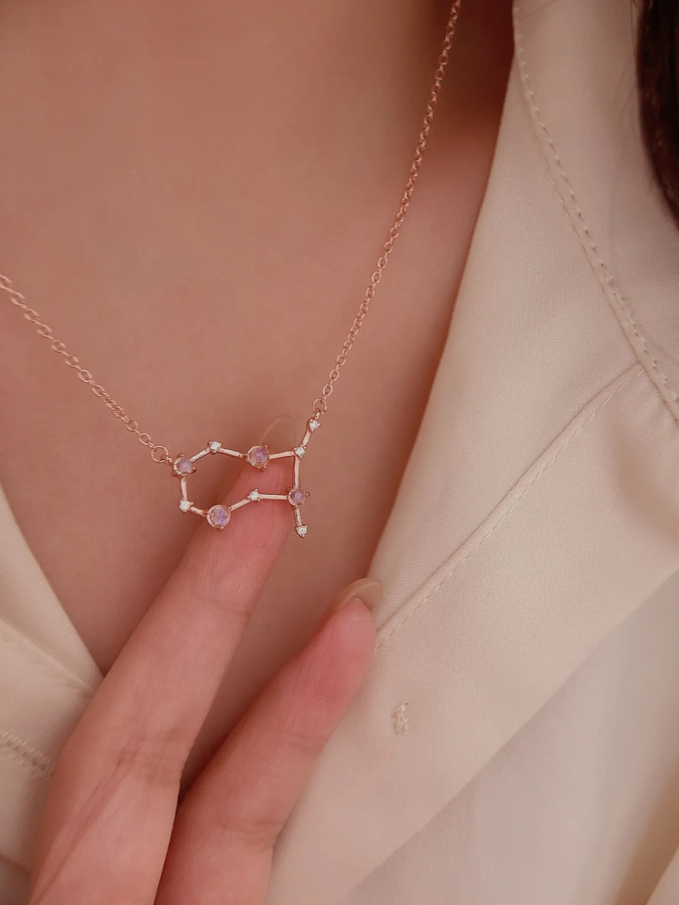 2023 New European and American Popular 12 Constellations Necklace Gemini Jewelry Moonlight Stone Simple and Personalized Fashion