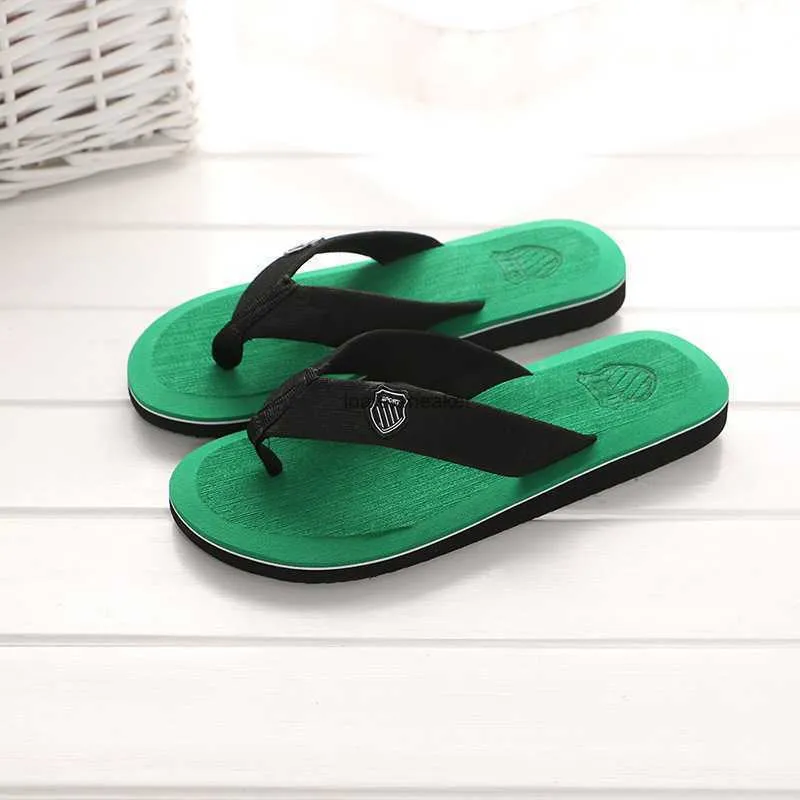 Top Quality Outdoor Male Sandals Soft Light Weight Slippers Mans New Summer Men Flip Flops Non-slip Beach Bathroom Slides Shoes Zapatos Hombre