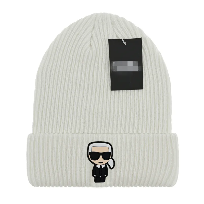 2024 Luxury Classic Designer Autumn Winter Hot Style Beanie Hats Men and Women mode Universal Sticked Cap Autumn Wool Outdoor Warm Skull Caps K2