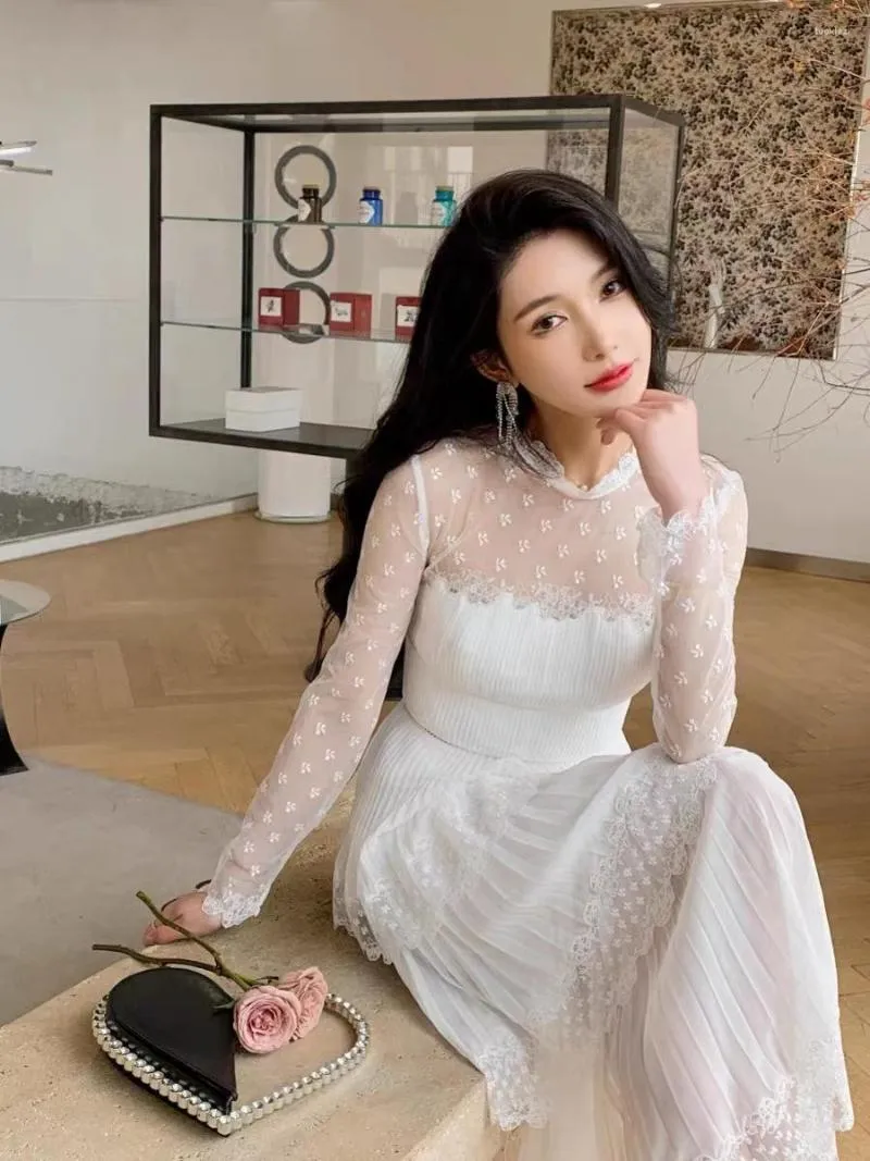Soft Yarn Embroidered Lace Collar Casual Lace Dress With Pleated Waist Layer And Cake Edge From Tuoxiezi 67.47 DHgate.Com