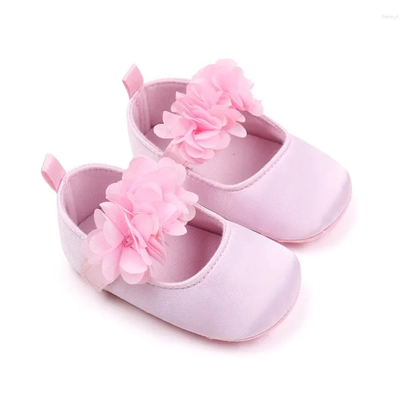 最初の歩行者0-18ヶ月女のお姫様靴花の装飾ノンスリップソール幼児