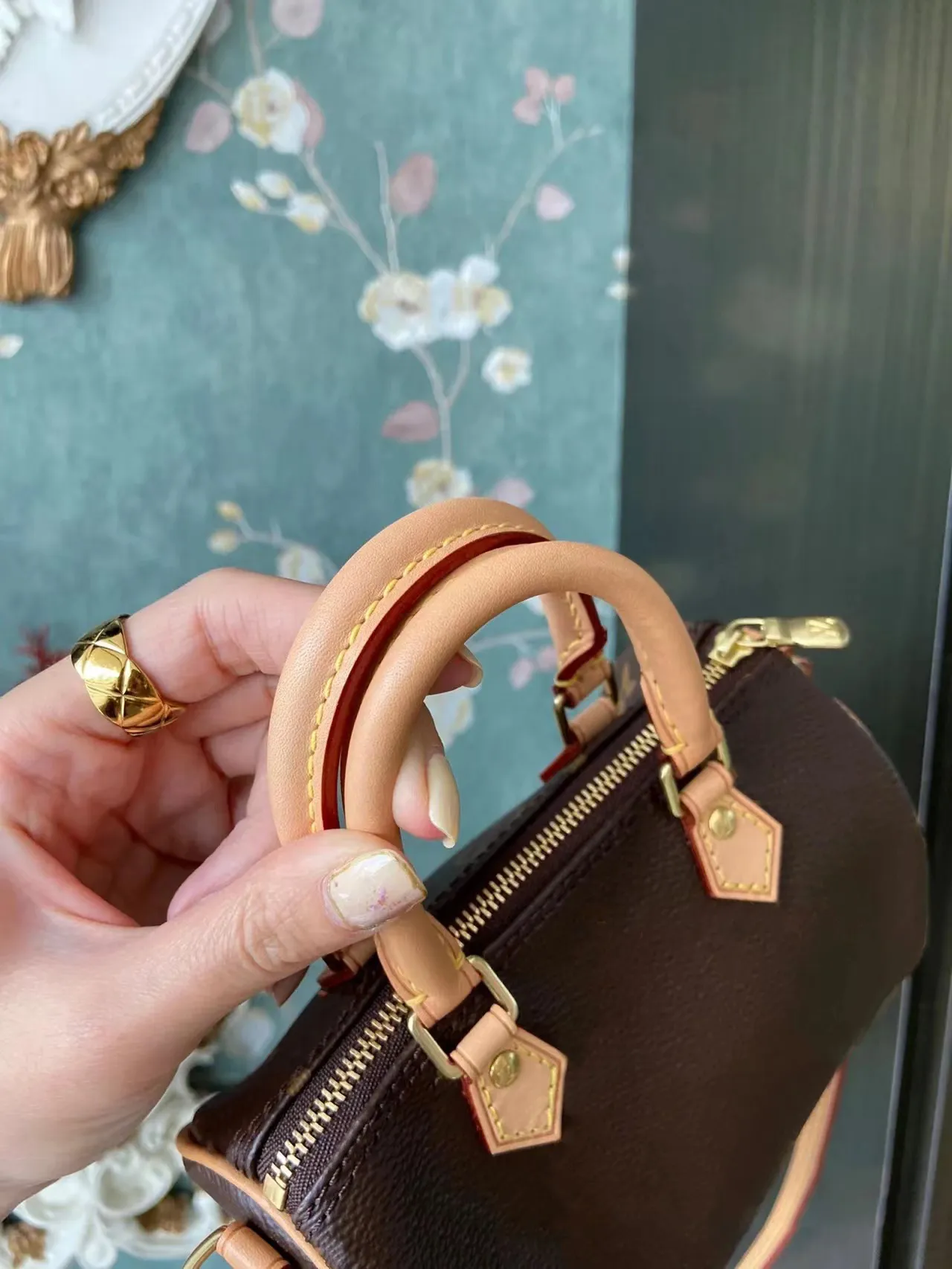 DHgate.com:Womens Nano Speedy Designer Handbag, Luxury Mens