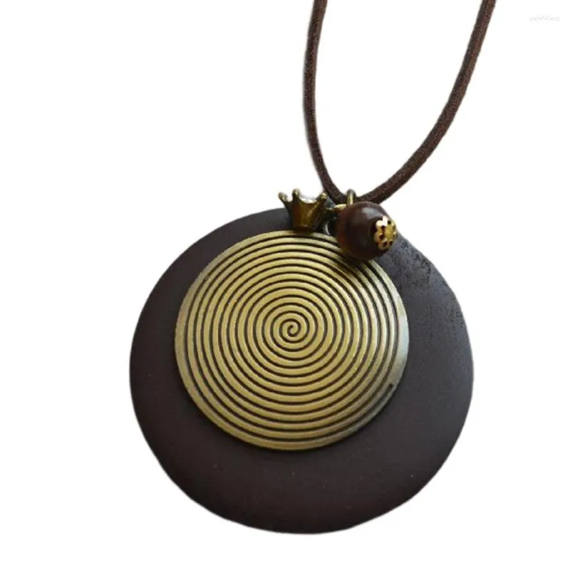 Colliers pendants en bois alliage femme collier portable rond spirale ethnique décorative filles dames cadeaux d'anniversaire