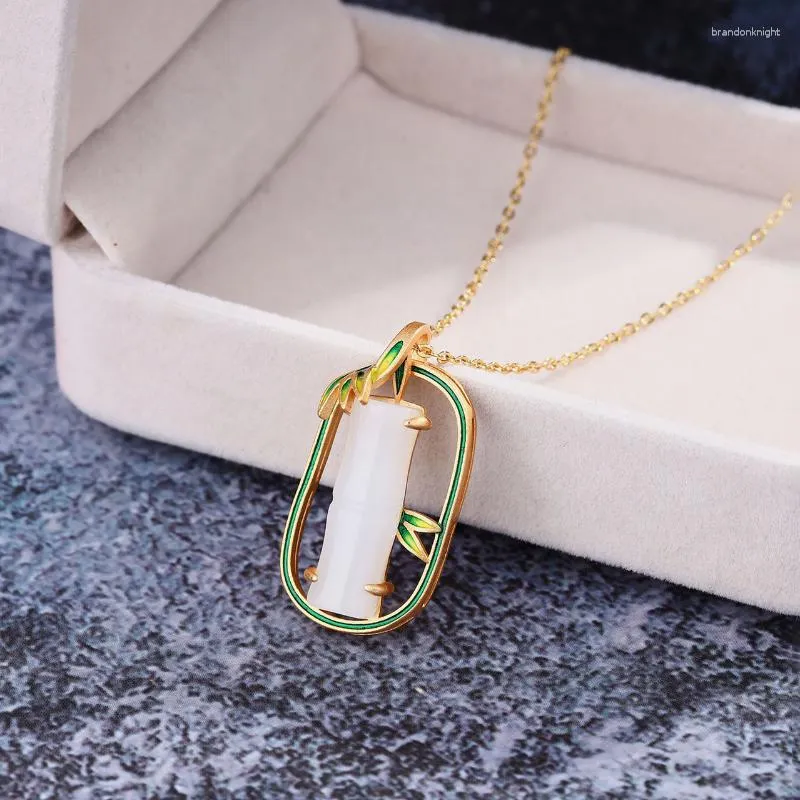 Chaines Créative Style ethnique Ancient Gold Craft Enamel Bamboo Leaf Natural an Jade Collier Pendant Retro Jewelry for Women