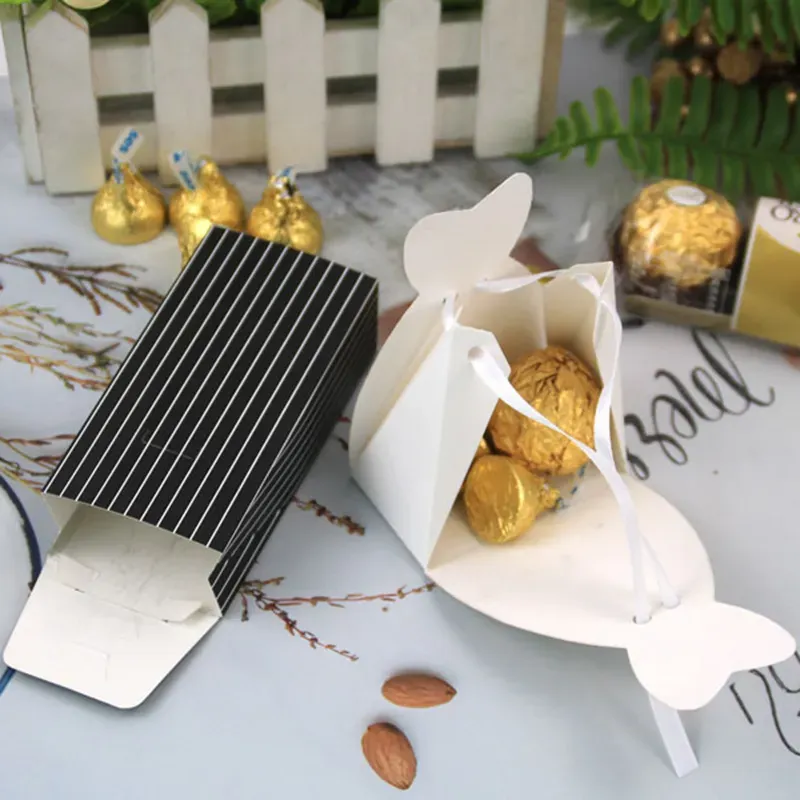 Bride And Groom Wedding Favor Holders Gifts Bag Candy Box DIY With Ribbon Wedding Decoration Souvenirs Party Supplies CL0452