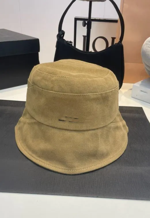 Spring And Autumn Letter Fishermans Hat Leisure Bucket Hat  display picture 1