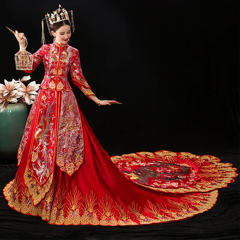 Brud Big Tail Dress Ancient China Costume Luxury Wear Chinese Red Wedding Dress Phoenix Gown Fashion Show Long Cheongsam Outfit