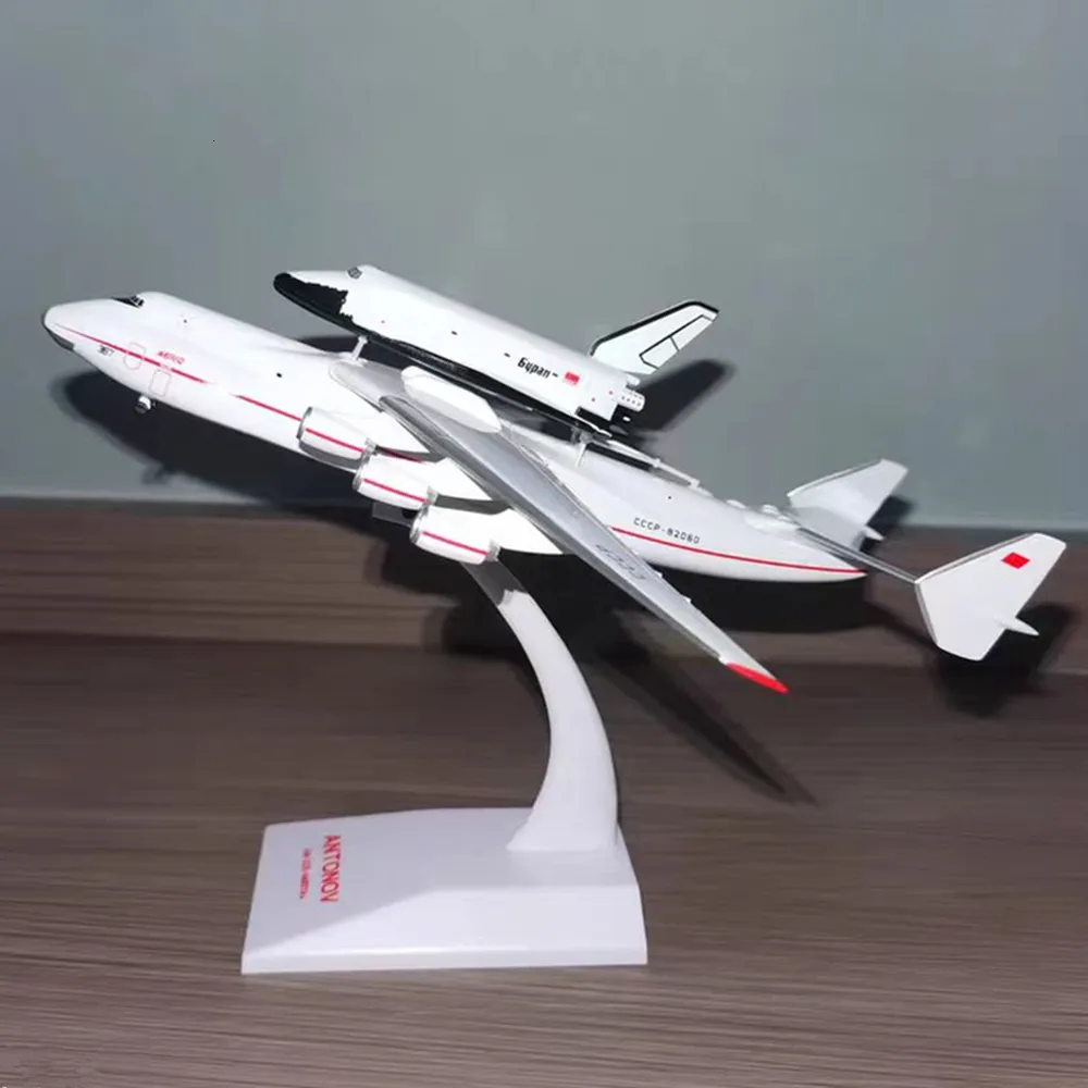 Metal Alloy Antonov An-225 Mriya Airplane Model 1/400 Scale Model Airplane Toy For Collection